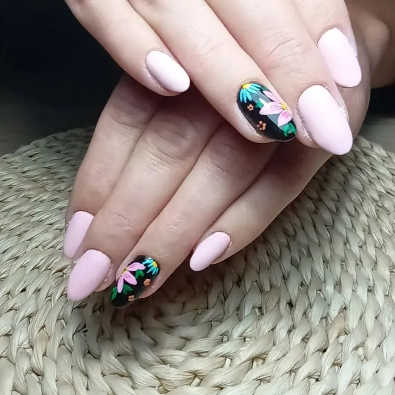 Réalisation Ccs nails by Ophélie 13